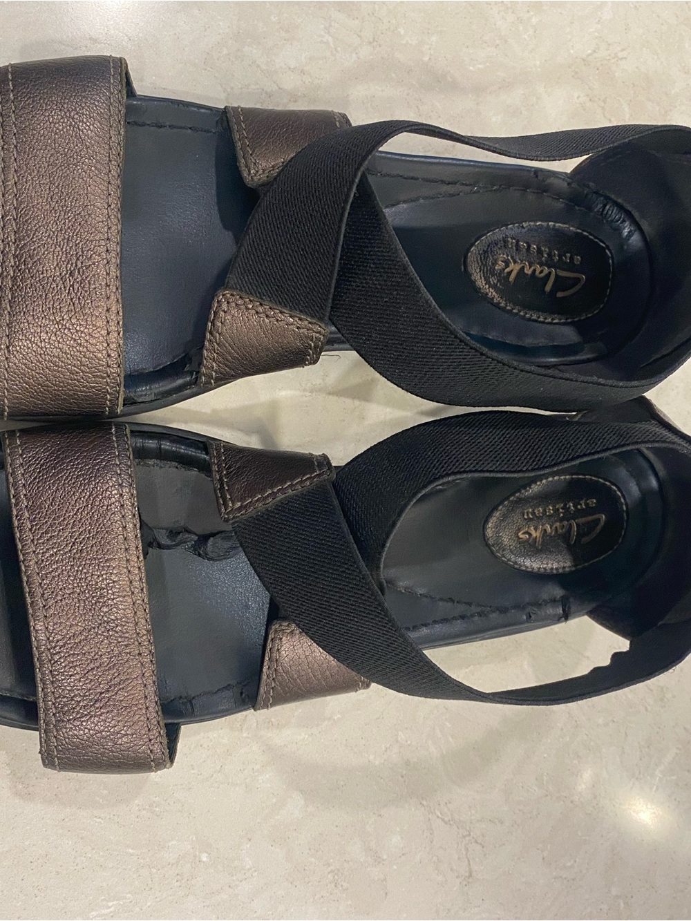 Clarks Women's Metallic Brown Elastic Strap Sandals